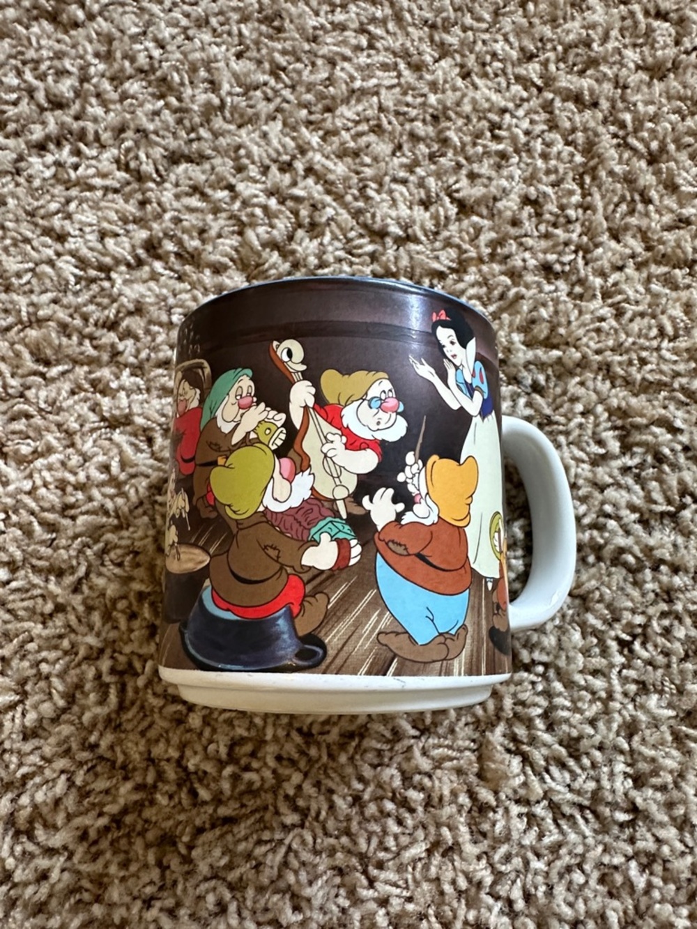 Disney Snow White & Seven Dwarfs Vintage Ceramic Coffee Mug from Disney Store